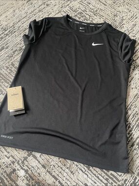 Nike Black Dri-FIT Women's Short Sleeve Crew Tee